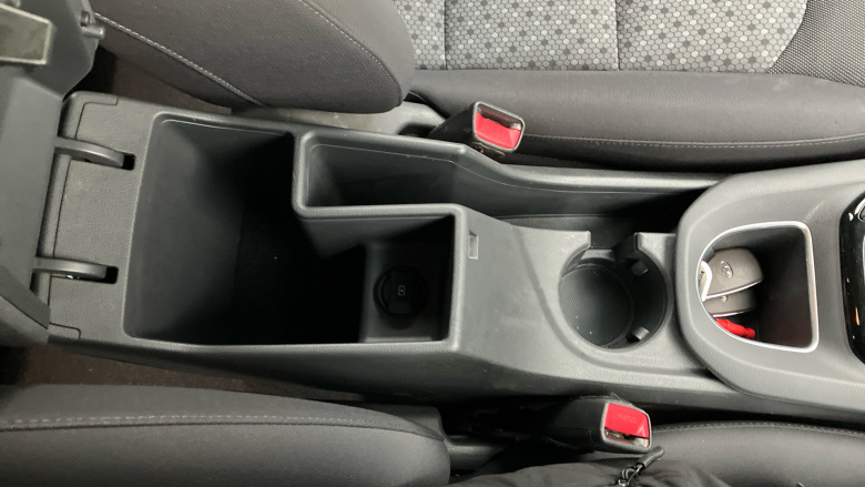 Hyundai IONIQ 1.6 GDi Plug-in Hybrid Premium 5dr DCT Hatchback